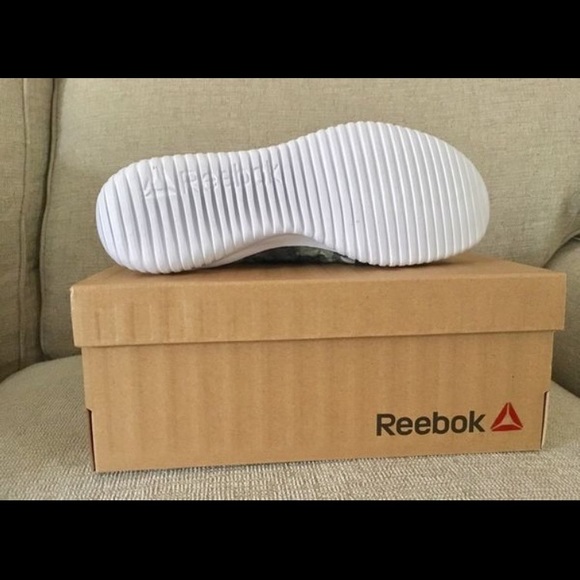 COPY - Reebok Revolution - Picture 8 of 8